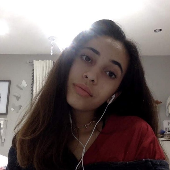 Meet your Posher, Emma - Picture 1 of 1